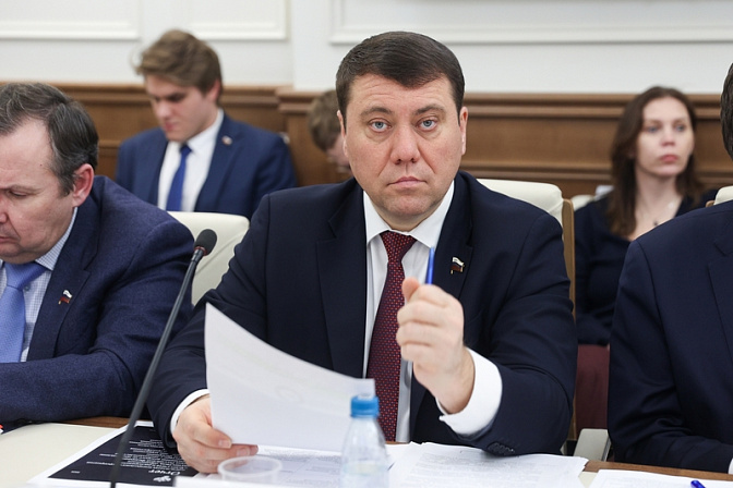 сенатор рф член совета федерации иван абрамов