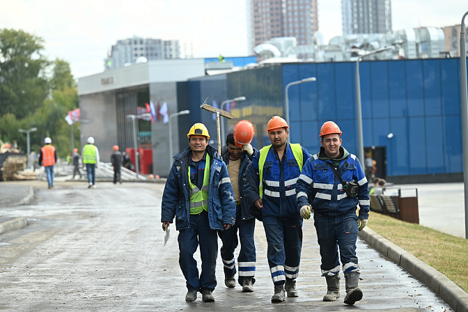 мигранты рабочие строители 