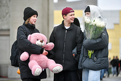 На цветы к 8 Марта россияне могут потратить около 69 млрд рублей