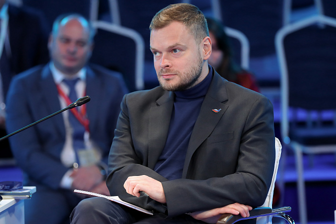 вице-президент российского экспортного центраалександр молодцов 