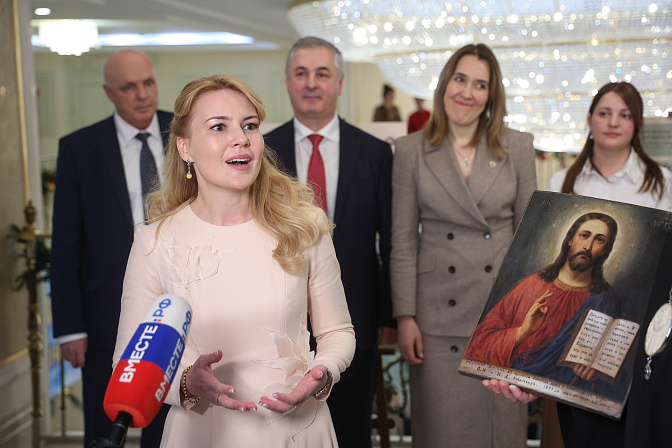 сенатор дарья лантратова