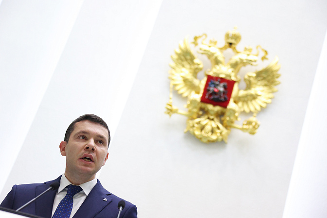 министр промышленности и торговли рф антон алиханов