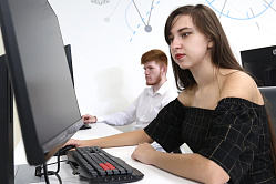 Почти на 10% за пять лет выросло число резюме от женщин в российской IT-сфере