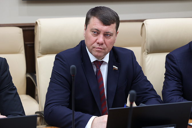 сенатор иван абрамов