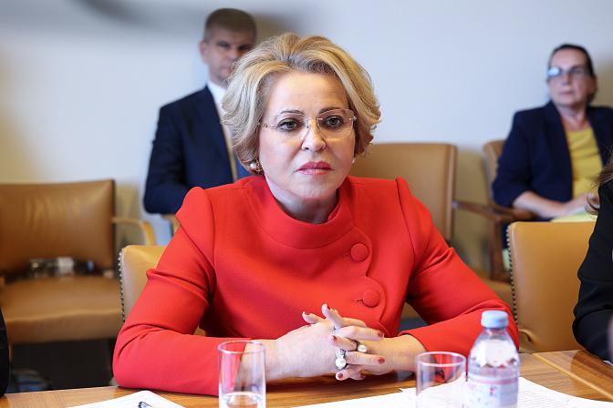 председатель сф рф валентина матвиенко