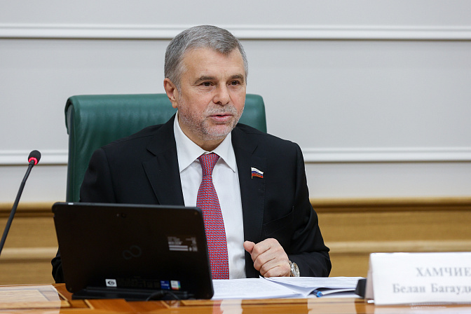 сенатор белан хамчиев