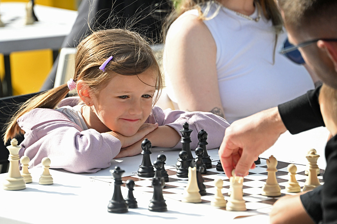 игра в шахматы 